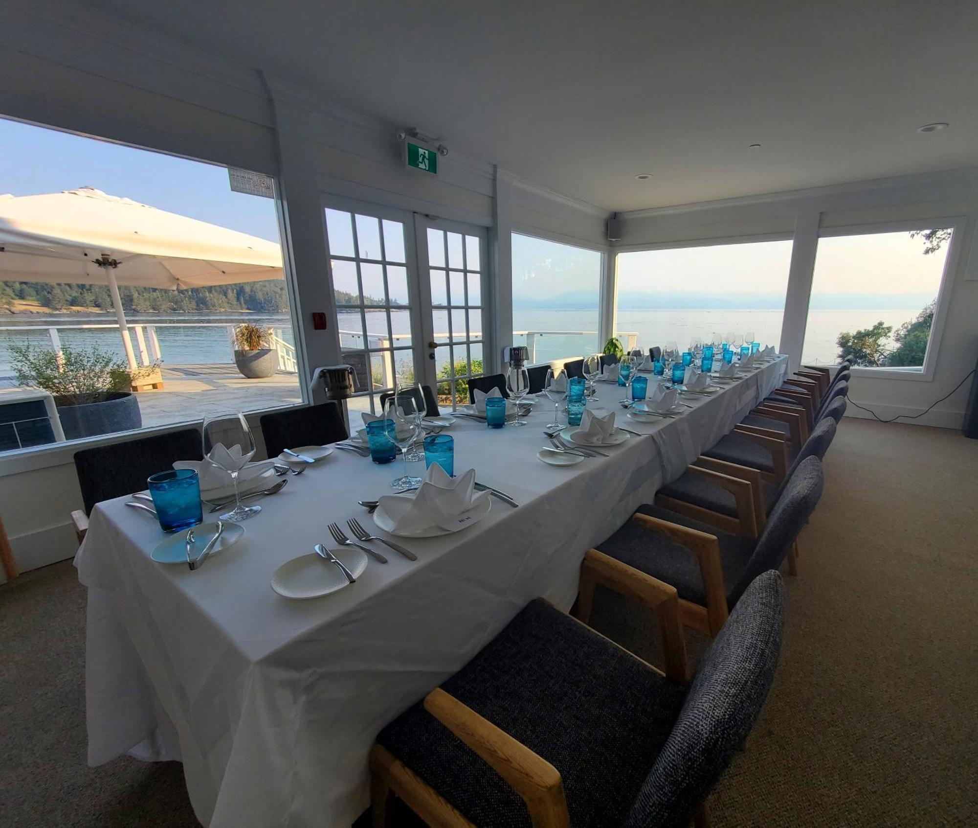Sooke Harbour House Hotel Exterior photo
